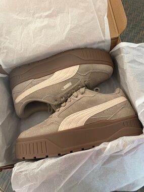NWT PUMA KARMEN II IDOL SD